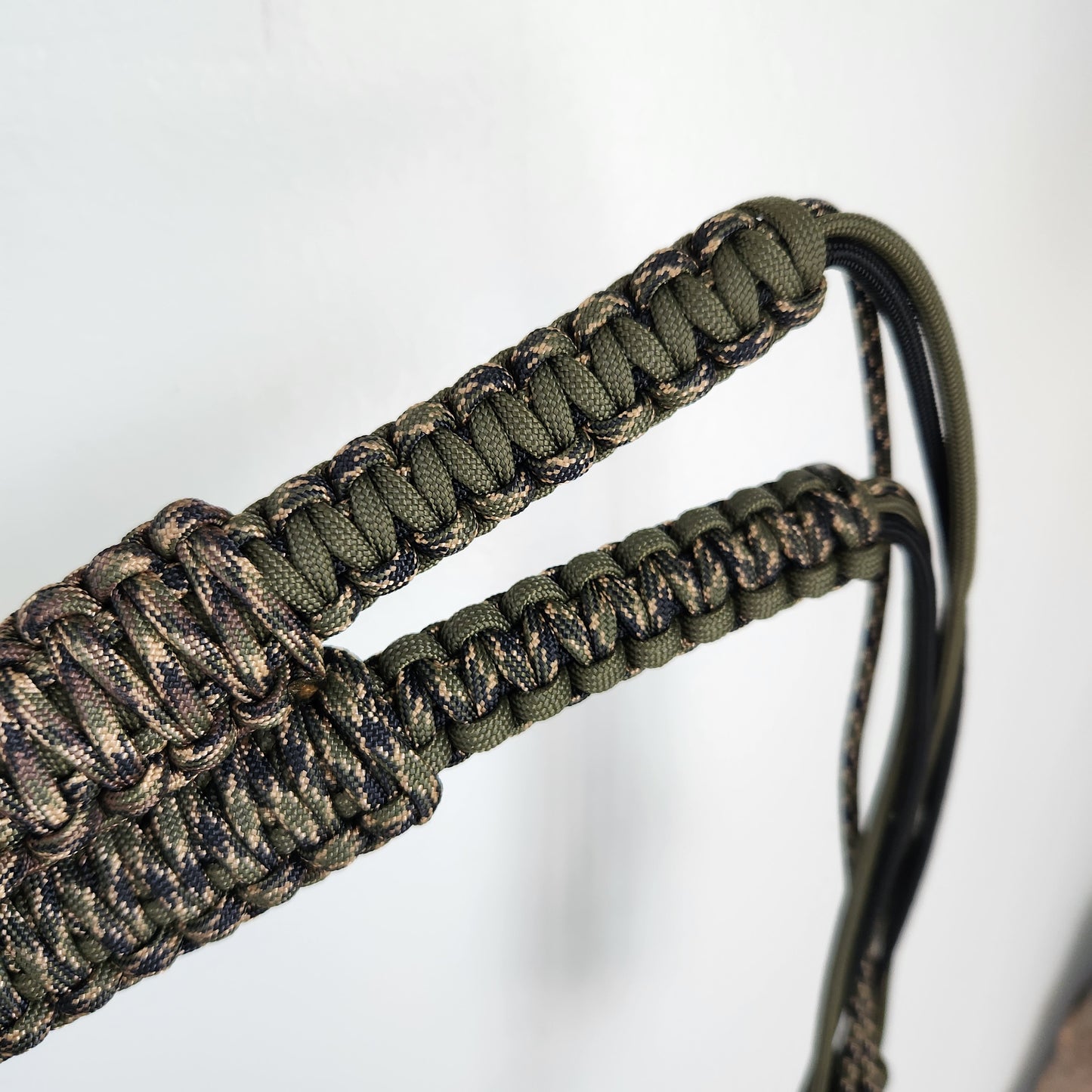 Paracord Game Strap - Hunter Camo + Olive Green